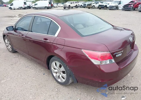 2010 Honda Accord 2.4 Ex z USA, uszkodzony, nr VIN 1HGCP2F74AA140543